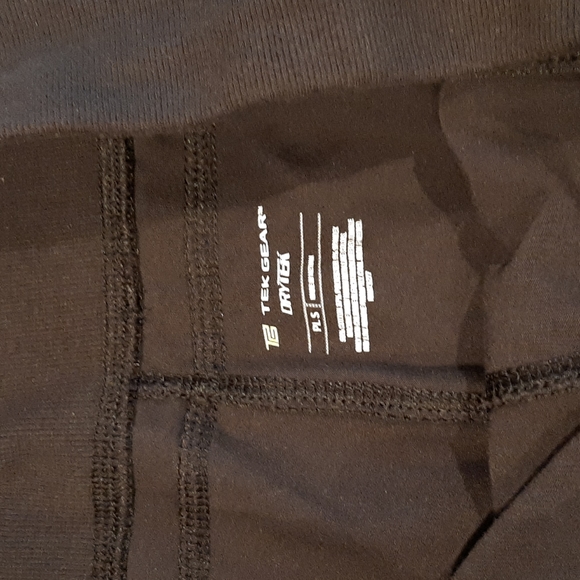 3 Pair Of Women's Tek Gear Drytek Size PLS With 1 Tek Gear Tee Shirt - Picture 9 of 10